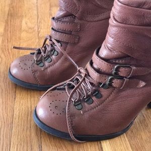 Steve Madden 🖤 HONDD Cognac Lace Up Booties